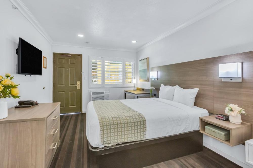 Napa Valley Hotel & Suites